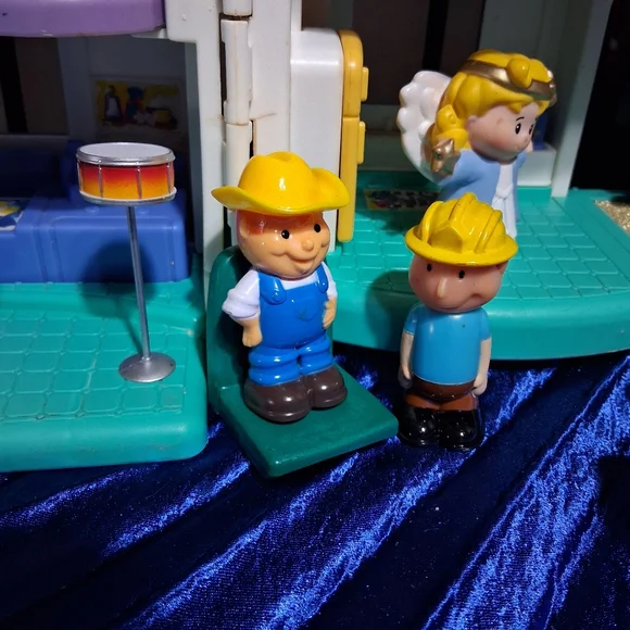 Fisher-Price Little People Sweet Sounds Home - Picture 13 of 16